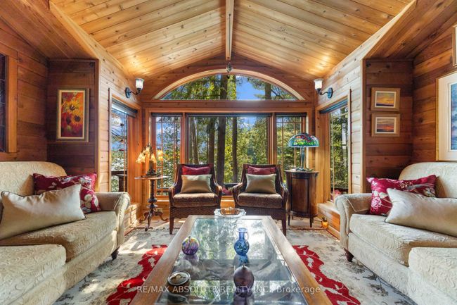 1384 C Centennial Lake Rd, House other with 3 bedrooms, 2 bathrooms and 3 parking in Calabogie ON | Image 8