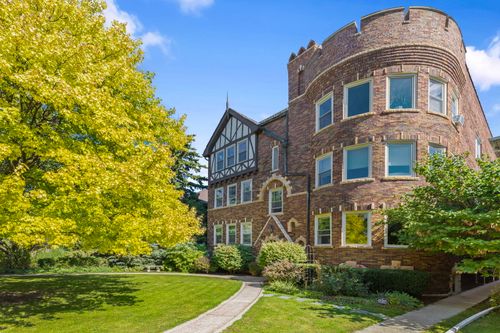 apt-1s-1129 Bonnie Brae Pl, River Forest, IL, 60305-1500 | Card Image