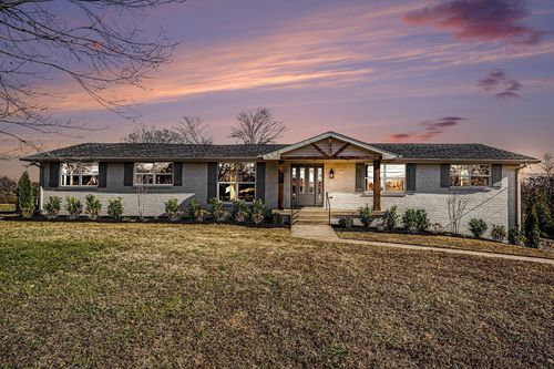 1616 Saundersville Ferry Rd, Mount Juliet, TN, 37122-5051 | Card Image