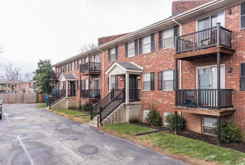c10-185 Donabrook Ct, Lexington, KY, 40517-1114 | Card Image