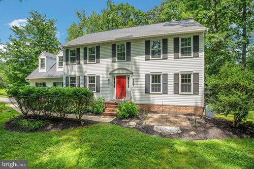 7504 Lake Shore Dr, OWINGS, MD, 20736-9012 | Card Image