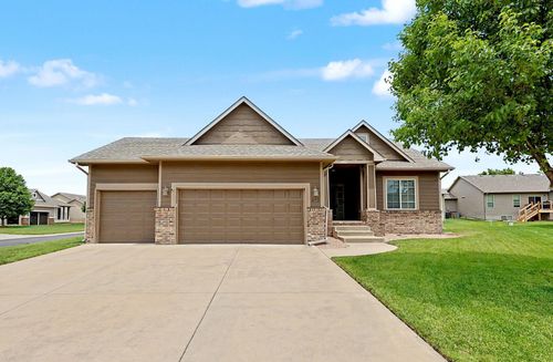 933 W Threewood Ct, Andover, KS, 67002-4401 | Card Image