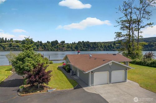 293 State Route 409, Cathlamet, WA, 98612-9720 | Card Image