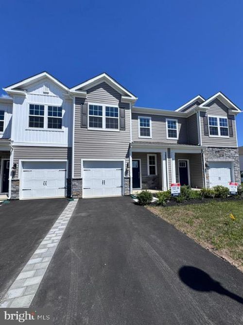 9 Anna Ln, WESTAMPTON, NJ, 08060-5426 | Card Image
