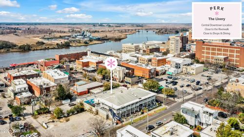 apt-8-118 Dock St, Wilmington, NC, 28401-8400 | Card Image