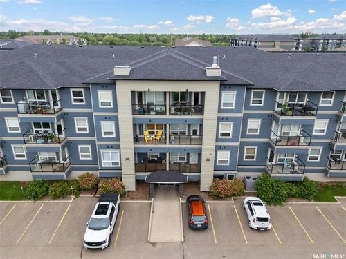 4206-108 Willis Cres, Saskatoon, SK, S7T0W8 | Card Image