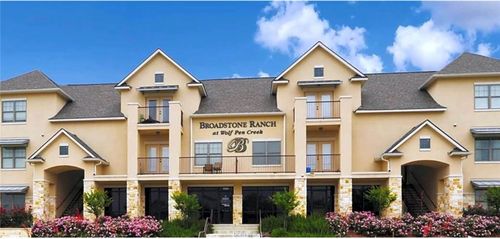 300 Holleman Dr E, College Station, TX, 77840-7068 | Card Image