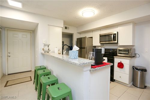 apt-2012-2214 Arbour Walk Cir, NAPLES, FL, 34109-8805 | Card Image