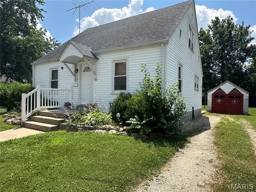 706 E Apple Ave, Owensville, MO, 65066-1249 | Card Image