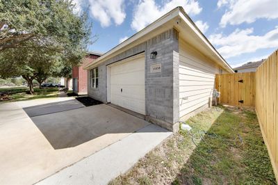 13050 Gatton Park Drive, House other with 3 bedrooms, 2 bathrooms and null parking in Houston TX | Image 2