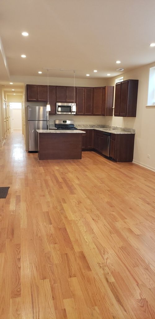 apt-1s-3013 N Clybourn Ave, Chicago, IL, 60618-8477 | Card Image