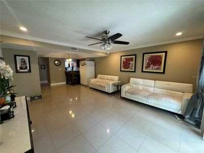 7607 - 7607 La Mesita Court, Condo with 3 bedrooms, 2 bathrooms and null parking in TAMPA FL | Image 3