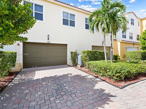 1732 Nw 124th Pl, Pembroke Pines, FL, 33028-2631 | Card Image