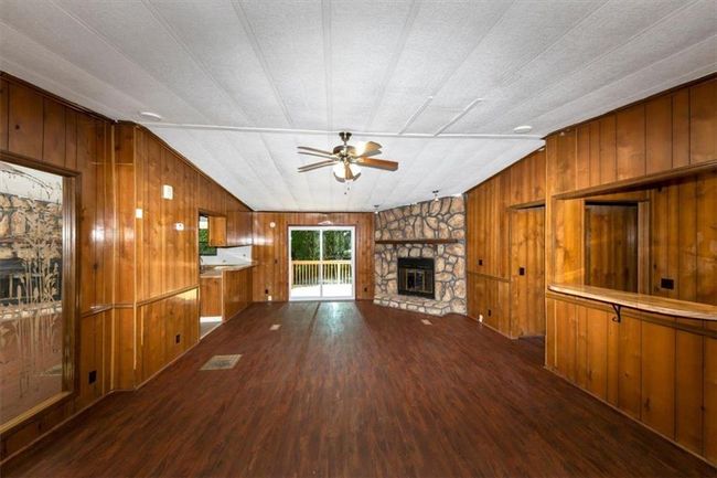 2017 S Deshon Rd, House other with 3 bedrooms, 2 bathrooms and 2 parking in lithonia GA | Image 7