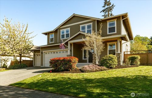 2837 Sw Fairway Point Dr, Oak Harbor, WA, 98277-7164 | Card Image