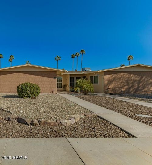 10818 W Santa Fe Dr, Sun City, AZ, 85351-2610 | Card Image