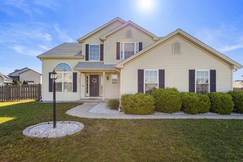 3504 S Myra Ridge Dr, Urbana, IL, 61802-7182 | Card Image