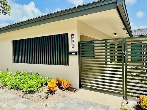 a-2175 Ne 51st Ct, Fort Lauderdale, FL, 33308-3819 | Card Image