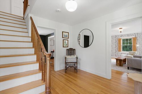 349 Elm Street, Bennington, VT, 05201 | Card Image
