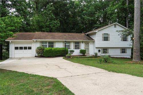 2423 Falcon Ct, Lawrenceville, GA, 30043-3413 | Card Image