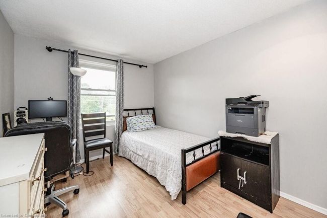 30 - 11 Grand River Blvd, Townhouse with 4 bedrooms, 2 bathrooms and 1 parking in Kitchener ON | Image 20