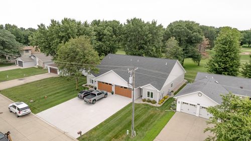 1018 S Emerald Hills Dr, Arnolds Park, IA, 51331-7775 | Card Image