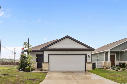 6238 Longhurst Way, San Antonio, TX, 78218-3875 | Card Image