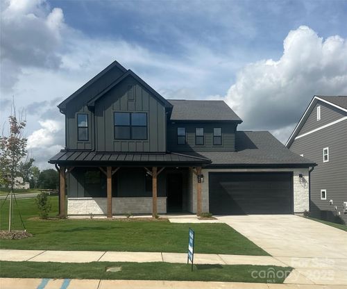 224 Windy Dell Dr, Tega Cay, SC, 29708-7421 | Card Image
