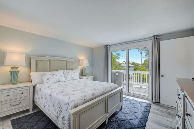 3 - 104 29 Th St, Condo with 2 bedrooms, 2 bathrooms and null parking in Holmes Beach FL | Image 25