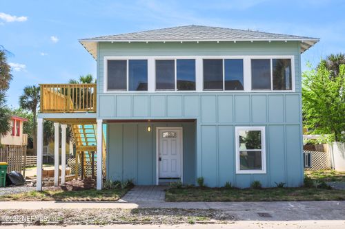 714 2nd St S, Jacksonville Beach, FL, 32250-6635 | Card Image