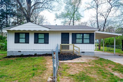 906 Edgehill Dr, Benton, AR, 72015-3947 | Card Image