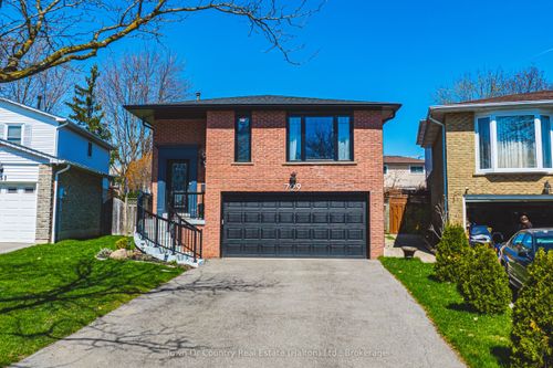 729 Coulson Ave, Milton, ON, L9T4J3 | Card Image