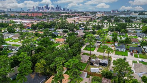 3854 Arbor St, Houston, TX, 77004-6527 | Card Image
