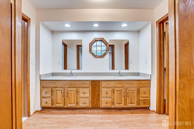 86 Bunker Hill Rd, House other with 3 bedrooms, 3 bathrooms and null parking in Lawrence NJ | Image 30