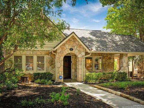 111 W Rosewood Ave, San Antonio, TX, 78212-2330 | Card Image