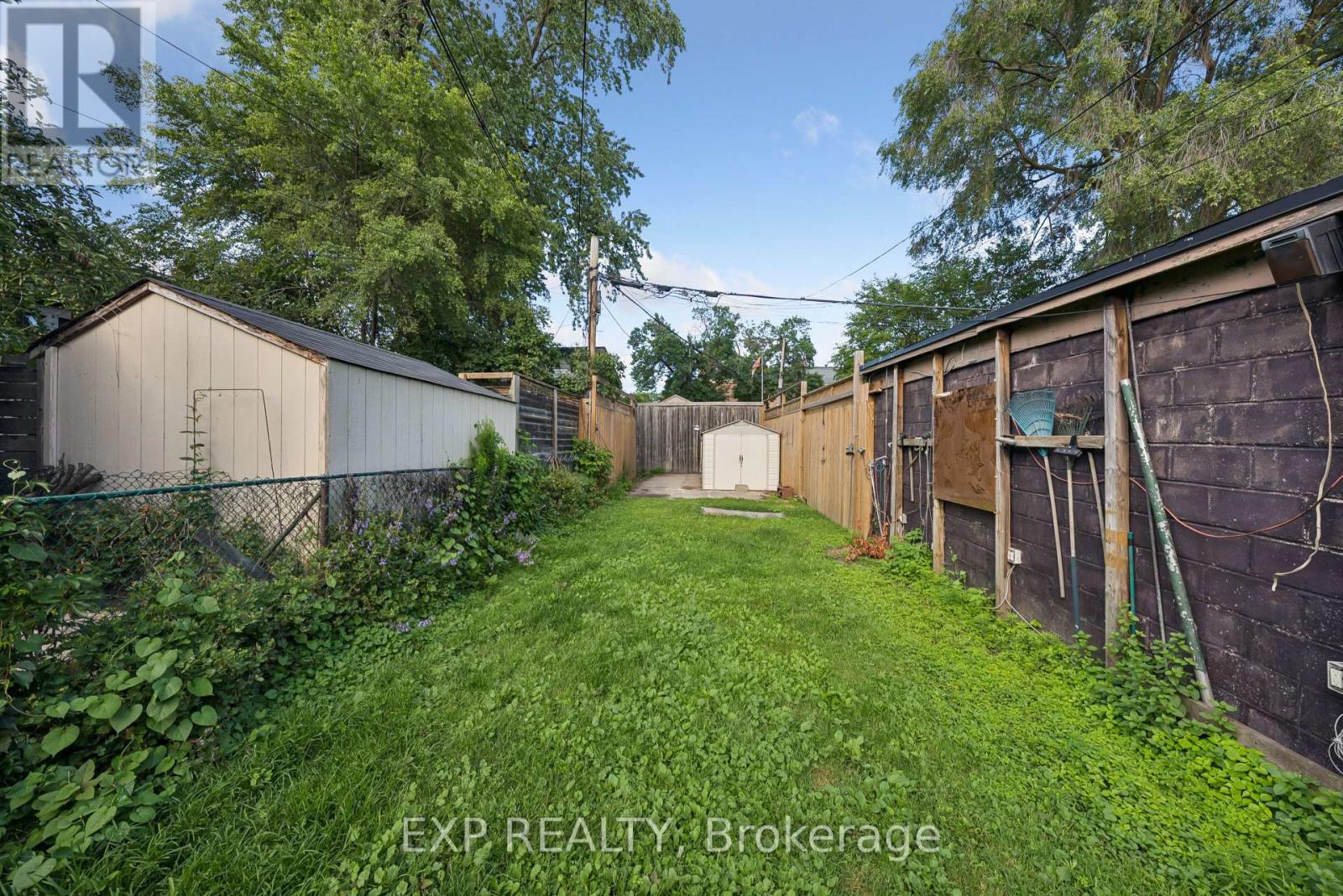 Residential in Toronto (North Riverdale) 5