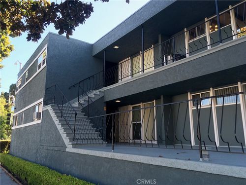12-231 Junipero Ave, Long Beach, CA, 90803-2426 | Card Image