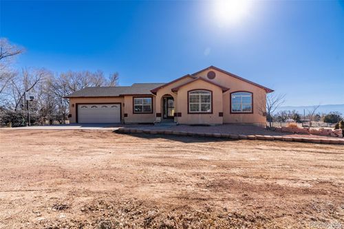 330 7th St, Penrose, CO, 81240-9349 | Card Image
