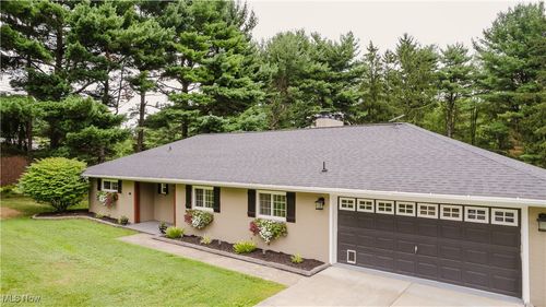 5682 Wylie Ridge Rd, New Cumberland, WV, 26047-1557 | Card Image