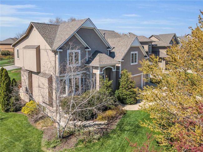 5712 Payne St, House other with 5 bedrooms, 5 bathrooms and null parking in Shawnee KS | Image 45