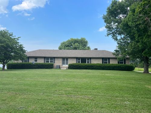 7077 Leeann Ln, Lexington, KY, 40515-9327 | Card Image
