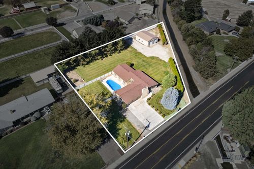 2610 S Vancouver St, Kennewick, WA, 99337 | Card Image