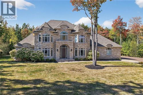 16 Bromfield Crt, Moncton, NB, E1G0N7 | Card Image