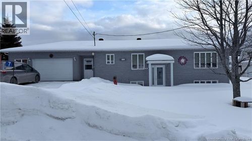 7 Lebel St, Saint-François-De-Madawaska, NB, E7A1E3 | Card Image
