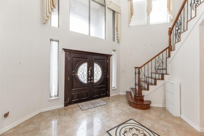16206 Lobo Ln, House other with 6 bedrooms, 6 bathrooms and 3 parking in Spring TX | Image 4