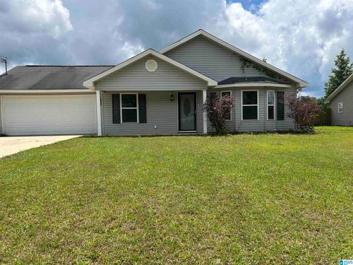 18487 Thoroughbred Dr, Vance, AL, 35490-3401 | Card Image