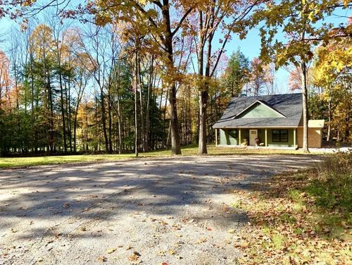 1058 Sheldon Woods Rd, Sheldon, VT, 05483-4406 | Card Image