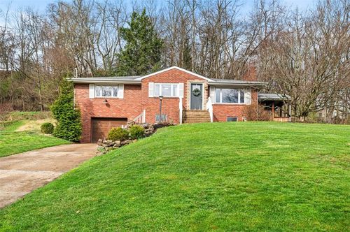 110 Lilac Ln, Valencia, PA, 16059-2214 | Card Image