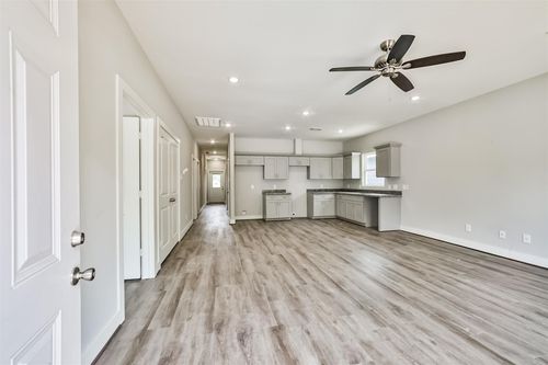 440 Ave B, La Marque, TX, 77568 | Card Image