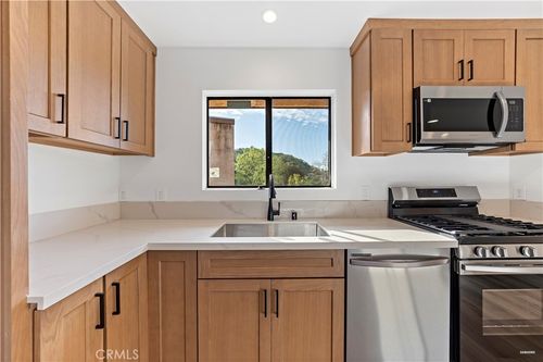 apt-408-5036 E Echo St, LOS ANGELES, CA, 90042-4083 | Card Image